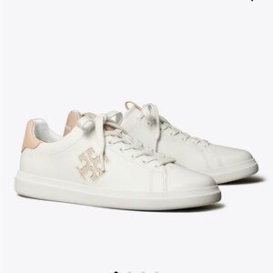 NEW 💕 Tory Burch Howell Court Women's White and Pink Sneakers